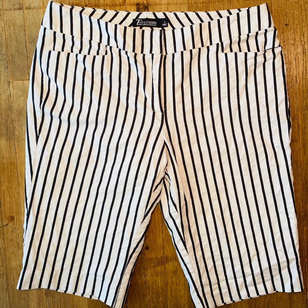New York & Company 7th Avenue Bermuda shorts